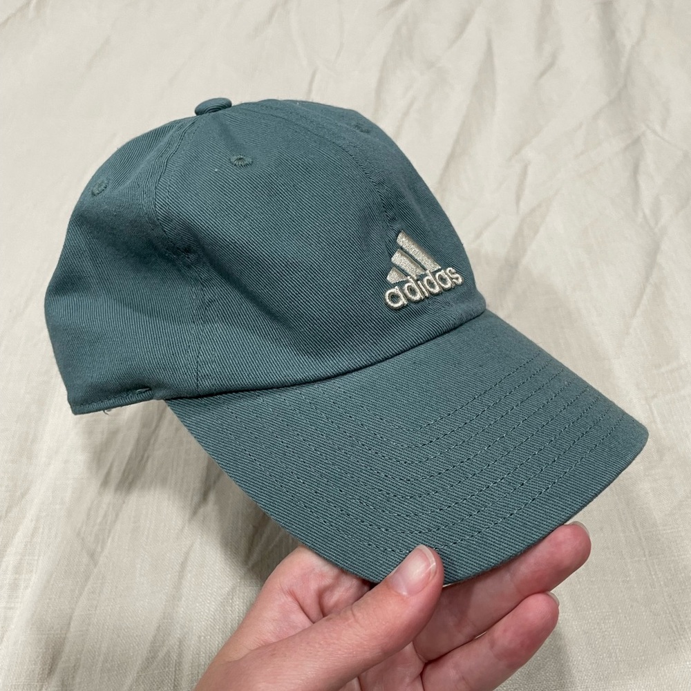 Women’s Adidas adjustable baseball cap